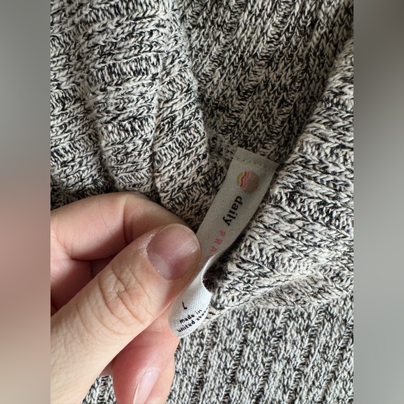 Anthropologie Turtleneck Mini Sweater Dress Grey Mix size large - Picture 7 of 9